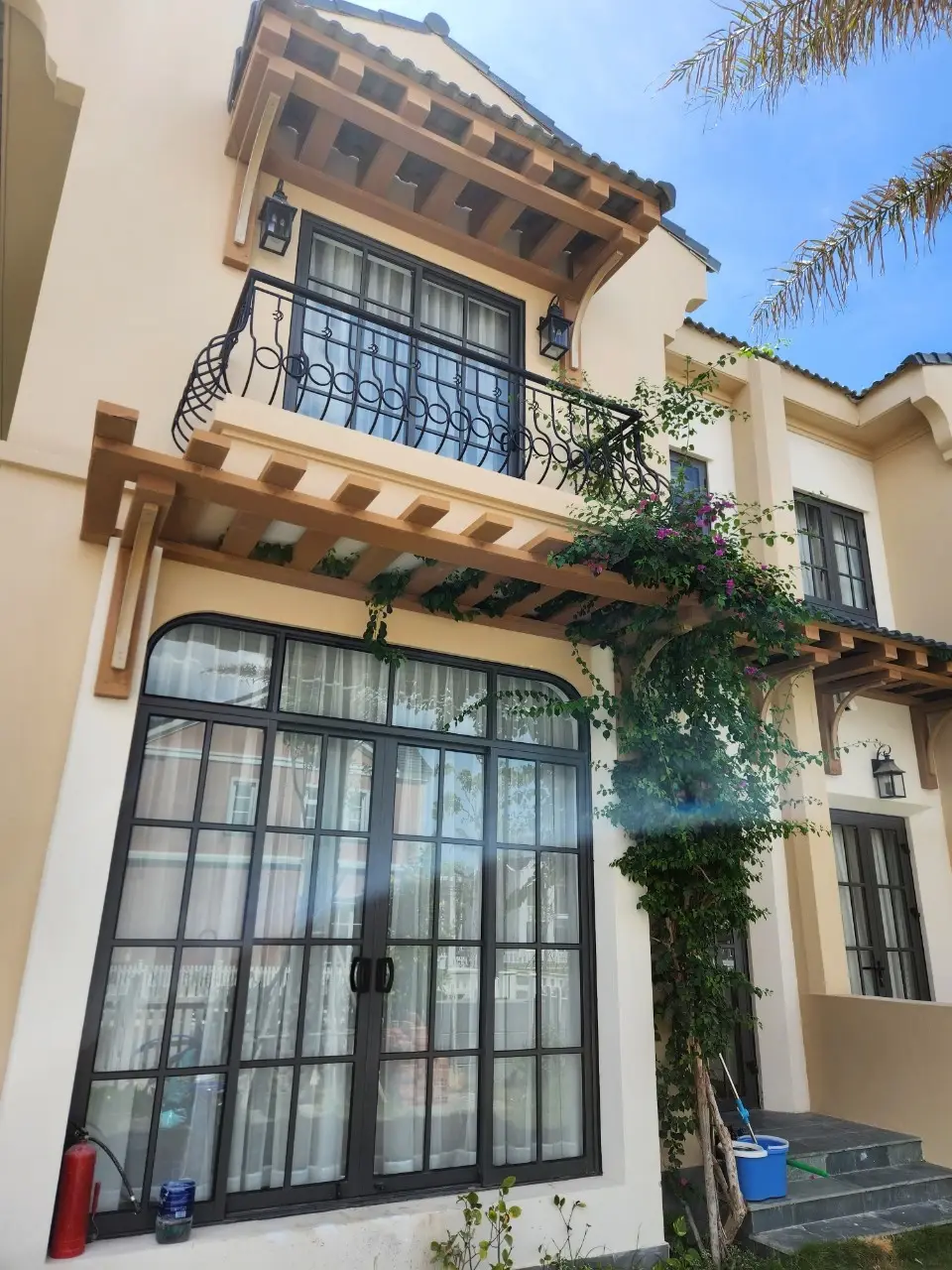 DUY QUÂN VILLA 2 - MS 201: Biệt thự song lập 8x20m