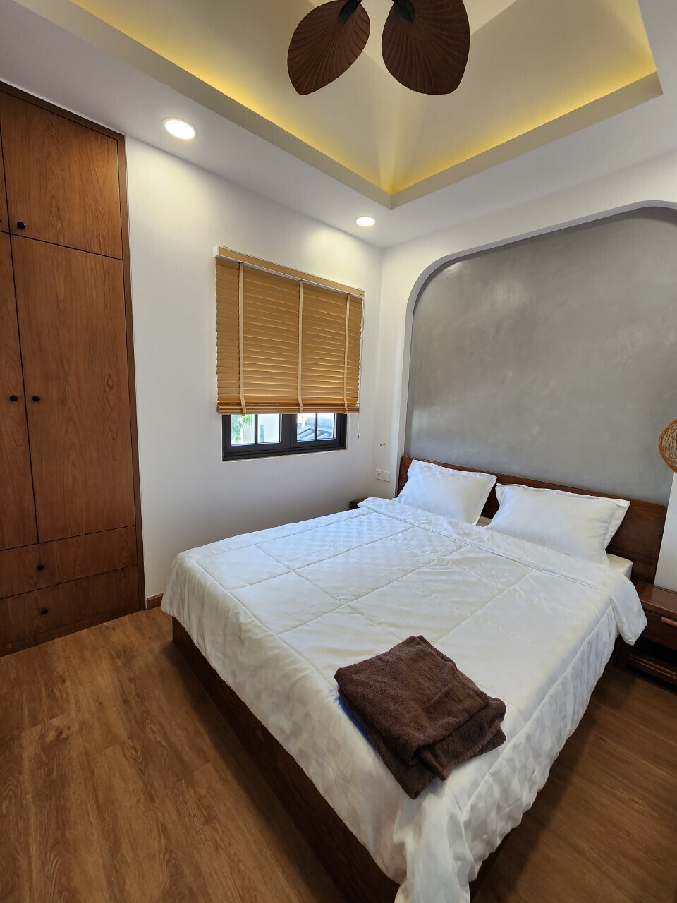 DUY QUÂN VILLA 5 - MS 204: Biệt thự song lập 8x20m - Đối diện công viên