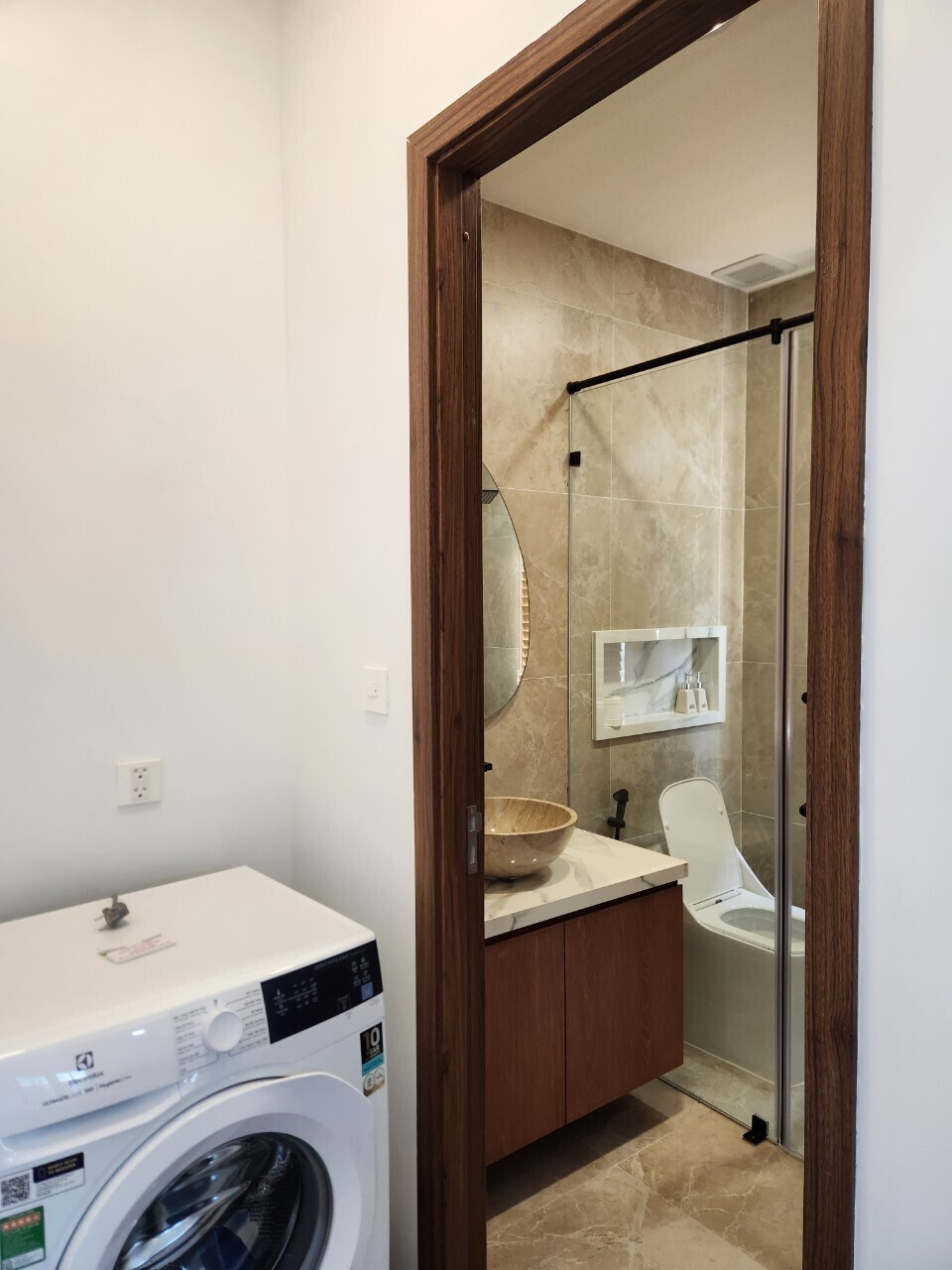 DUY QUÂN VILLA 5 - MS 204: Biệt thự song lập 8x20m - Đối diện công viên