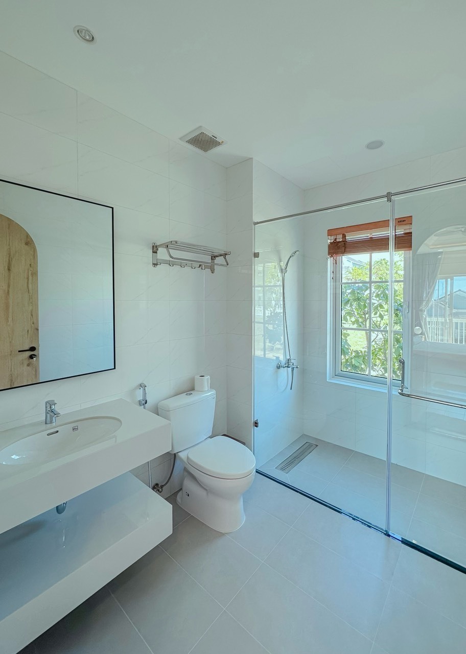 OCEAN VILLA - MS 28: Biệt thự đơn lập 10x20m - View Biển, đối diện hồ bơi