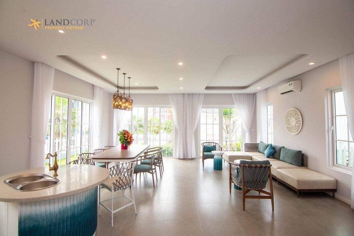 VENICE VILLA - MS 15: Biệt thự song lập 10x20m - View Biển