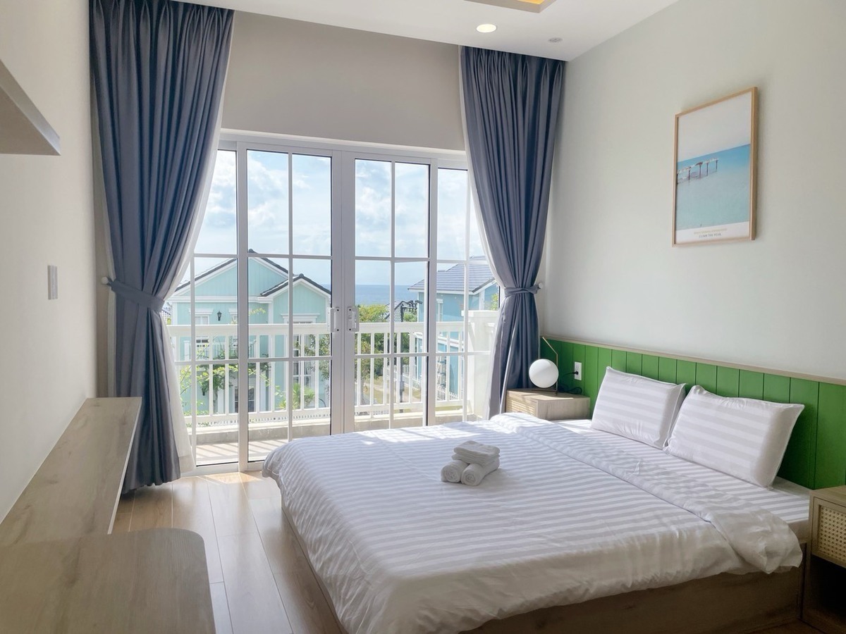 OCEAN VILLA - MS 28: Biệt thự đơn lập 10x20m - View Biển, đối diện hồ bơi