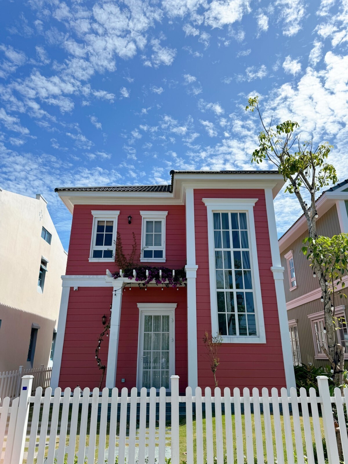 BEACH VILLA - MS 20: Biệt thự đơn lập 10x20m - Gần hồ bơi