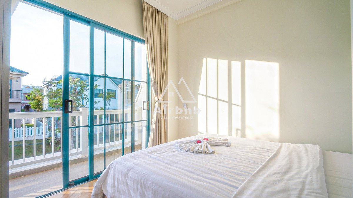 SIX SENSES VILLA - MS 05: Biệt thự song lập 8x20m - Gần hồ bơi