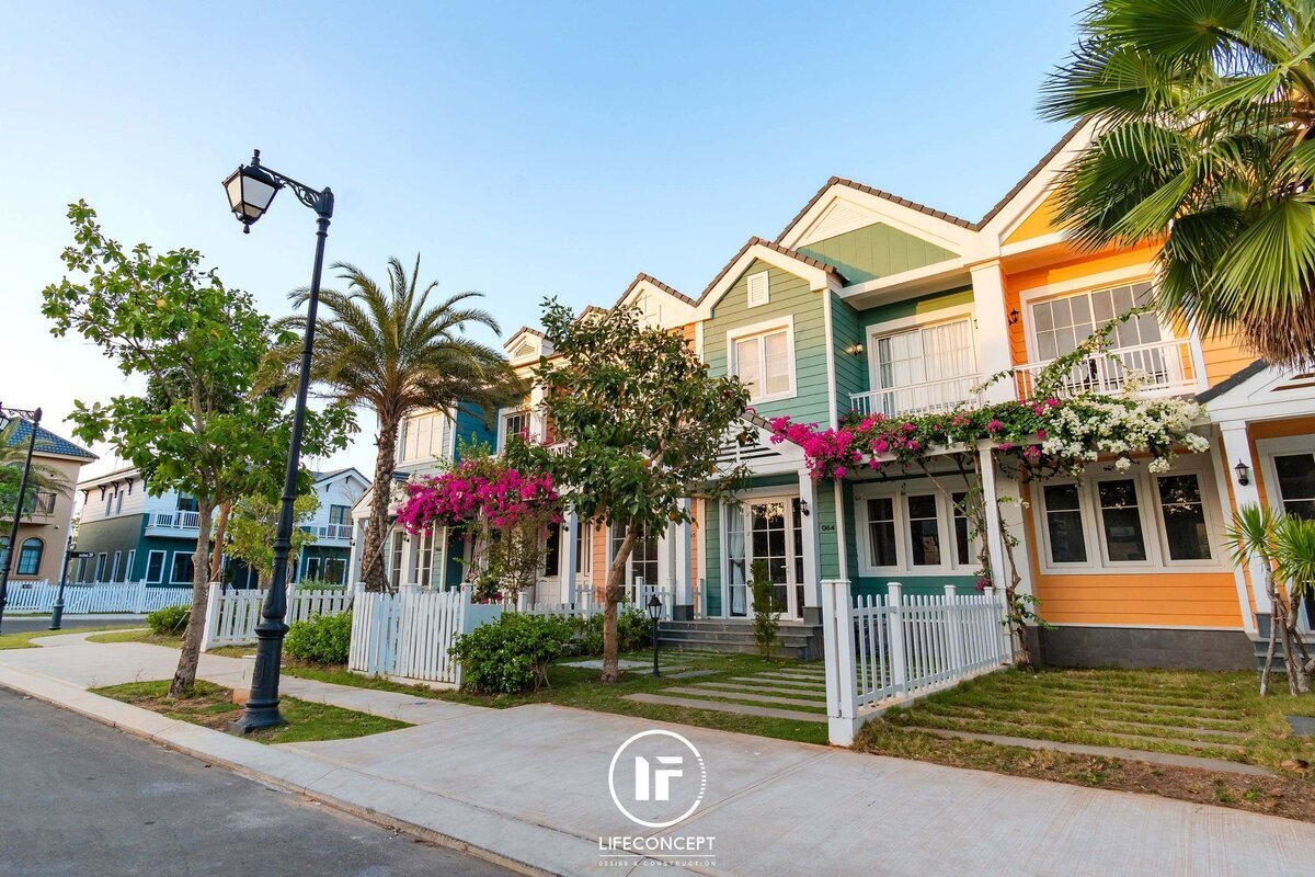 SEA SUN VILLA - MS 18: Nhà phố 6x20m - 4 Phòng ngủ - Đối diện hồ bơi