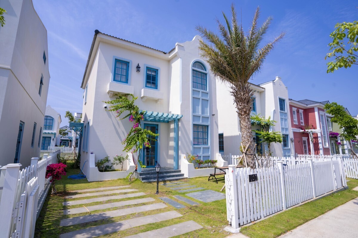 FULL HOUSE VILLA - MS 36: Biệt thự song lập 10x20m