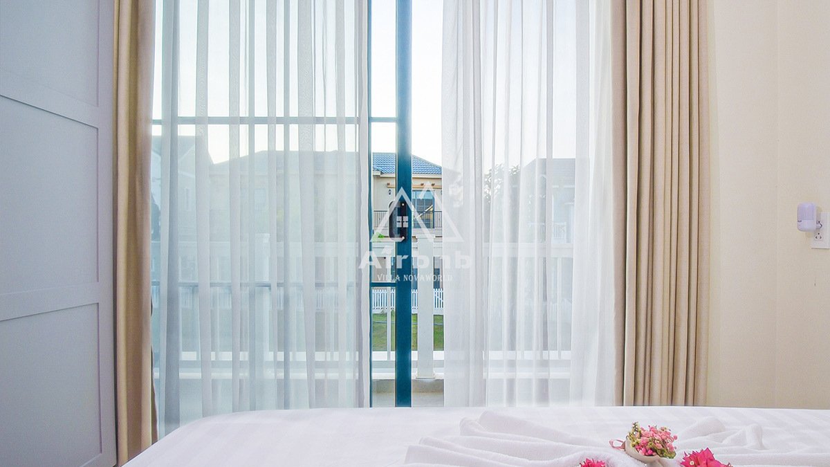 SIX SENSES VILLA - MS 05: Biệt thự song lập 8x20m - Gần hồ bơi