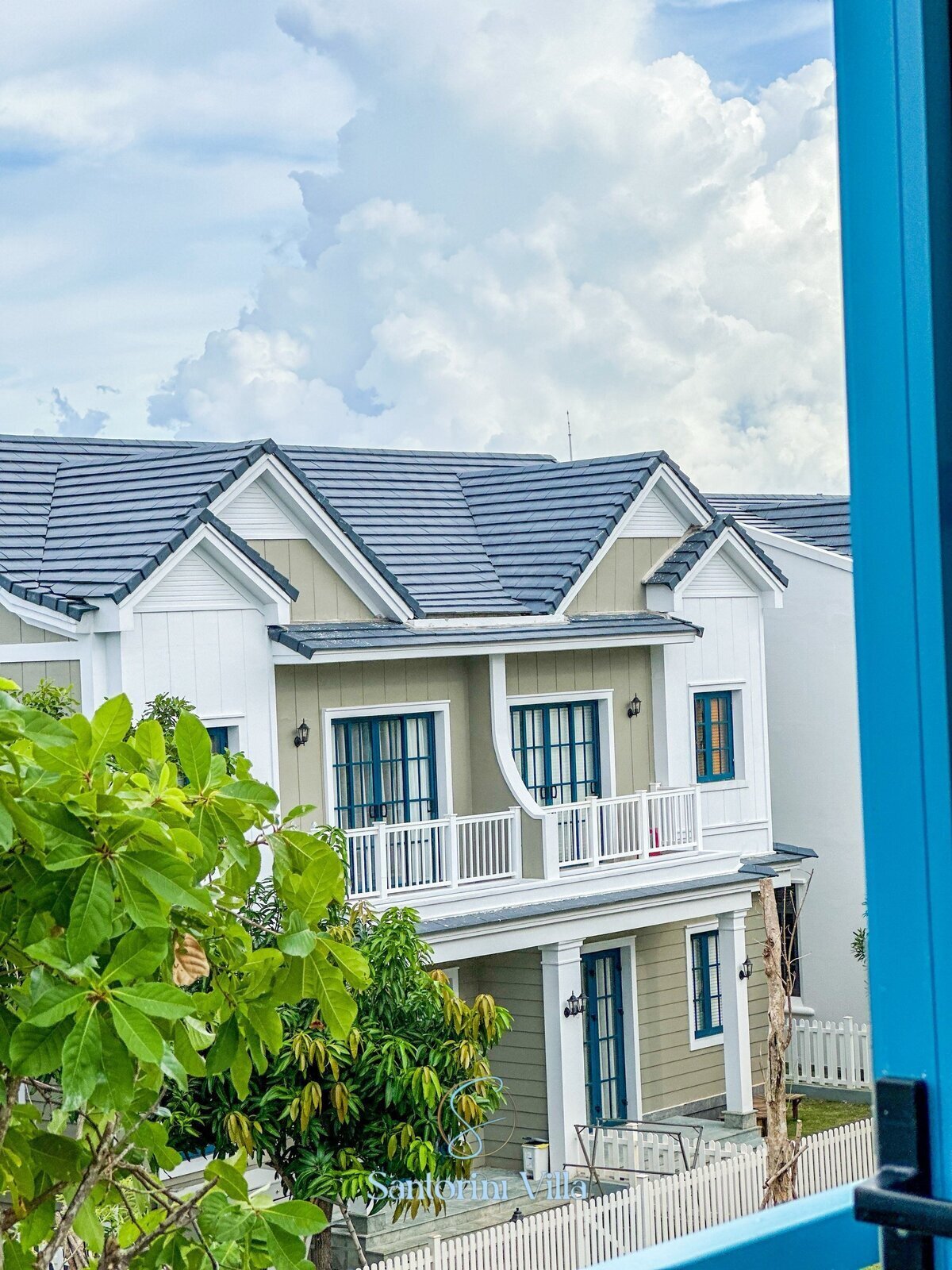 SANTORINI VILLA 2 - MS 06: Biệt thự song lập 8x20m - 04 Phòng ngủ