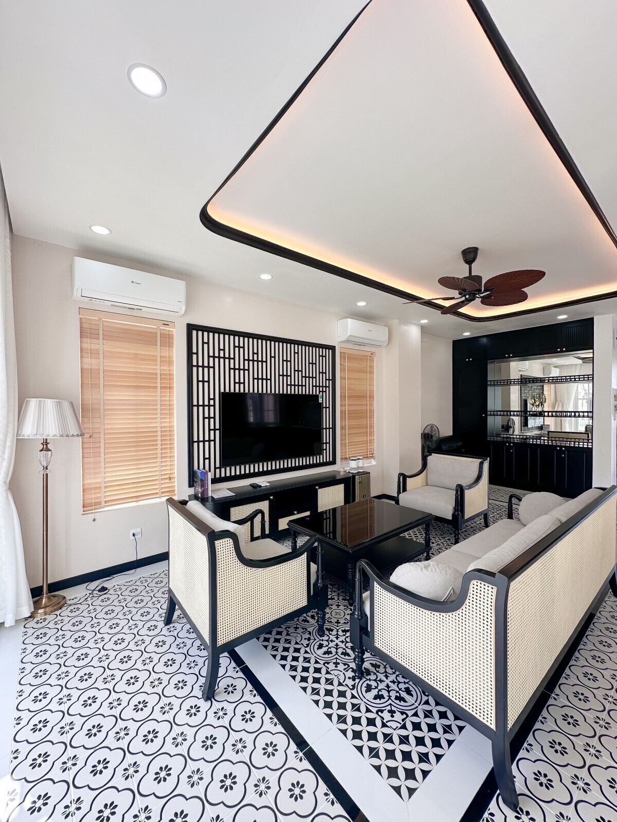 BEACH VILLA - MS 20: Biệt thự đơn lập 10x20m - Gần hồ bơi