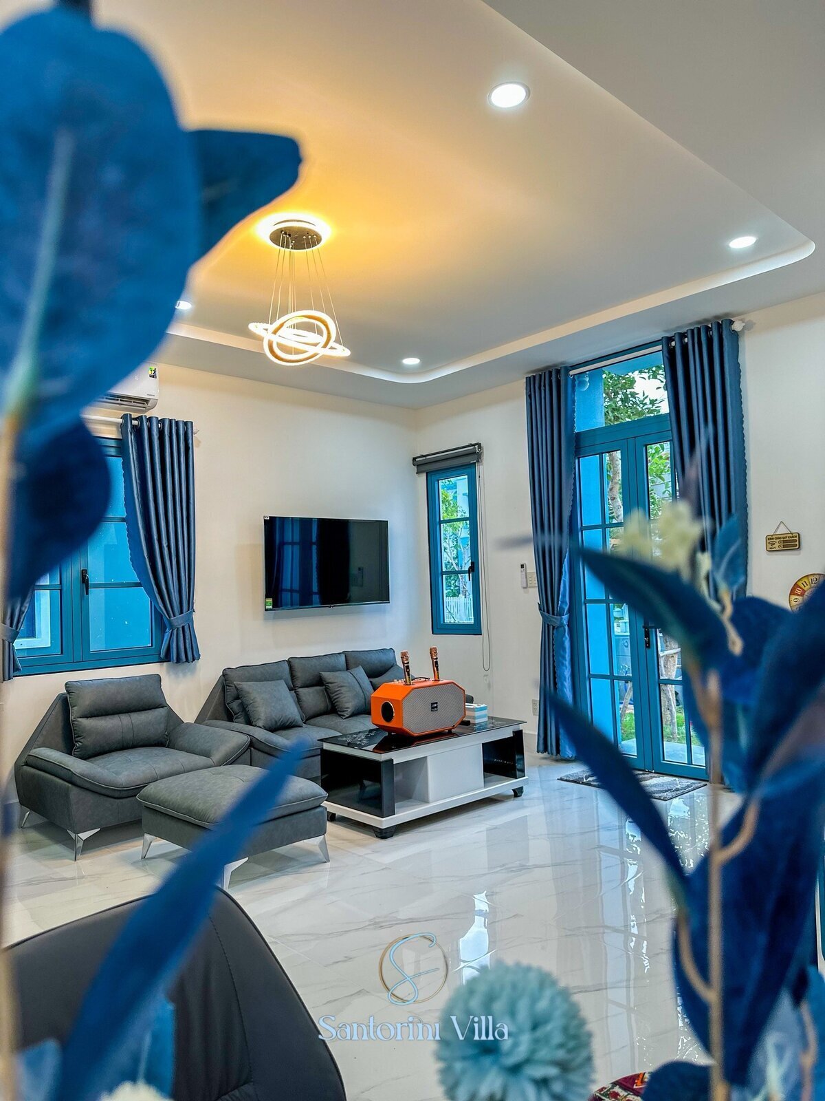 SANTORINI VILLA 2 - MS 06: Biệt thự song lập 8x20m - 04 Phòng ngủ