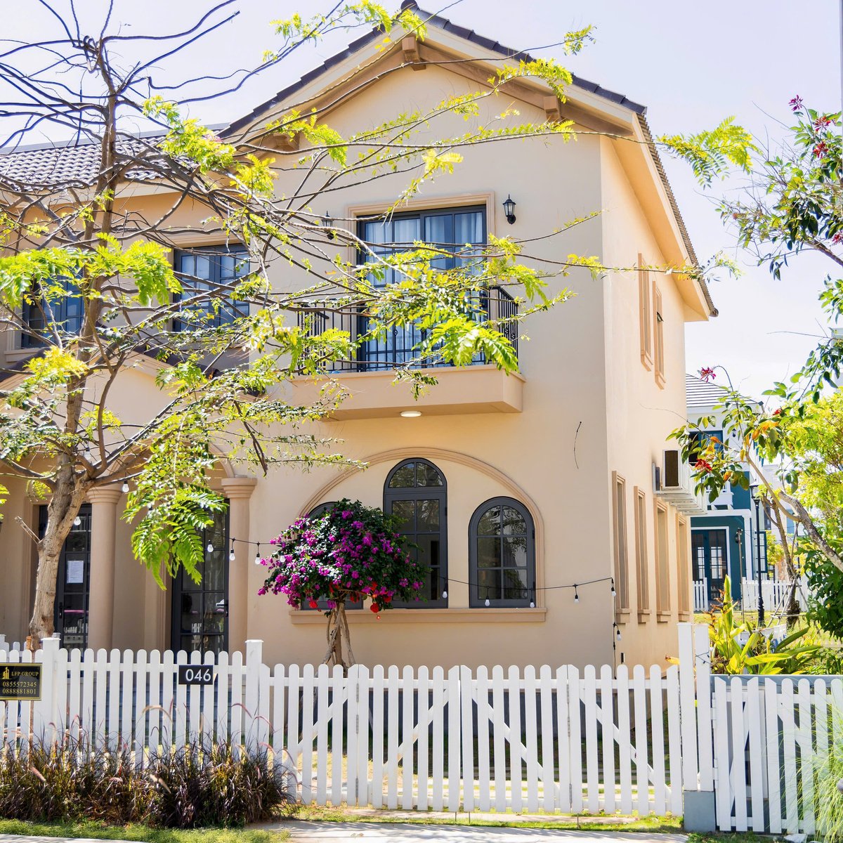 VILLA 140123 - L04: Biệt thự song lập 8x20m (4 Phòng ngủ)