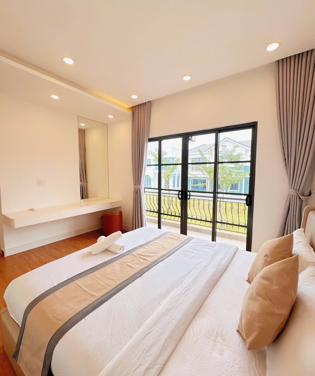 VILLA 140215 - MS 14: Biệt thự song lập 8x20m