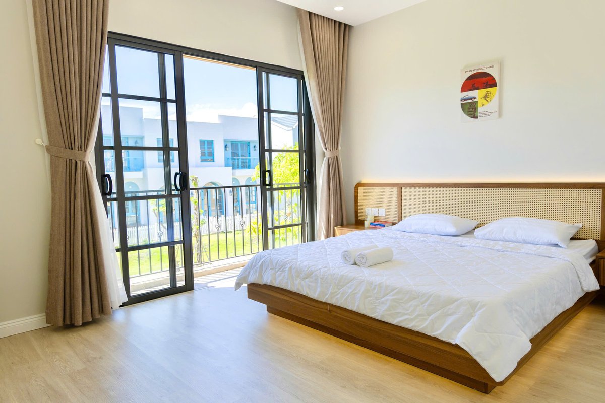 VILLA 140123 - L04: Biệt thự song lập 8x20m (4 Phòng ngủ)