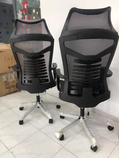 ghế xoay trưởng phòng vp019