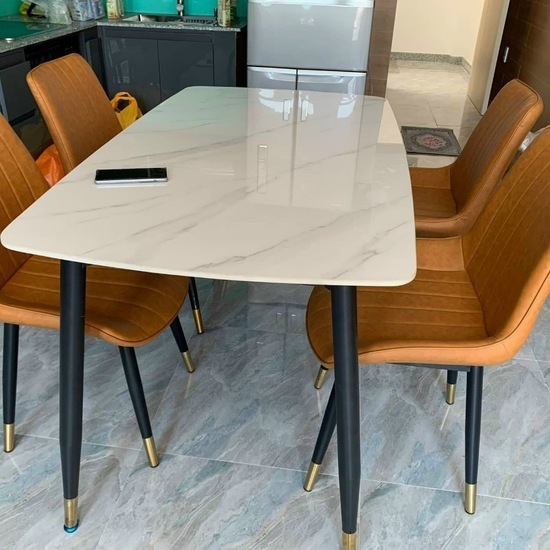 Bàn ăn mặt đá AG-09