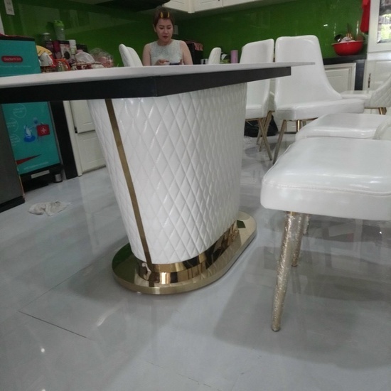 Bàn ăn mặt đá nhập khẩu cao cấp AG 05