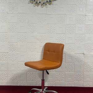 Ghế cafe da kẻ ô chân trụ xoay A-67