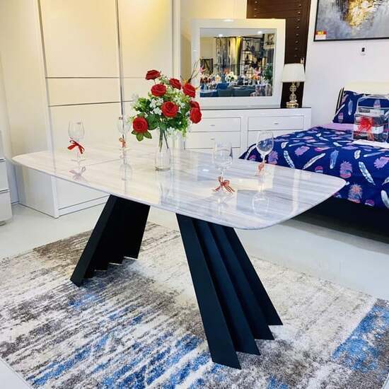 Bàn ăn mặt đá AG 02