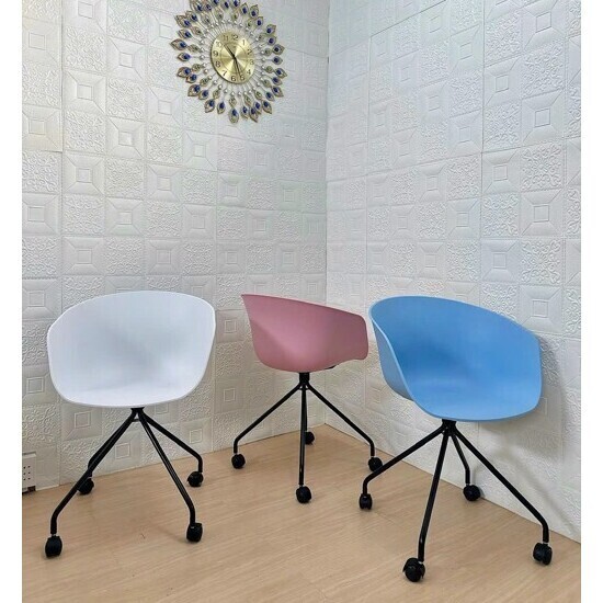 Ghế nhựa chân sắt di động AG-23