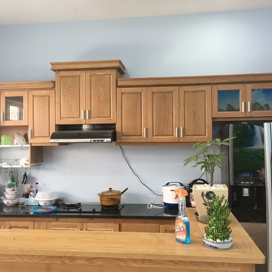 Mẫu Tủ Bếp Hiện Đại Gỗ Tự Nhiên AG 002