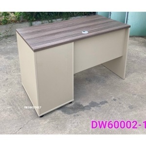 Bàn nhân viên agen 02