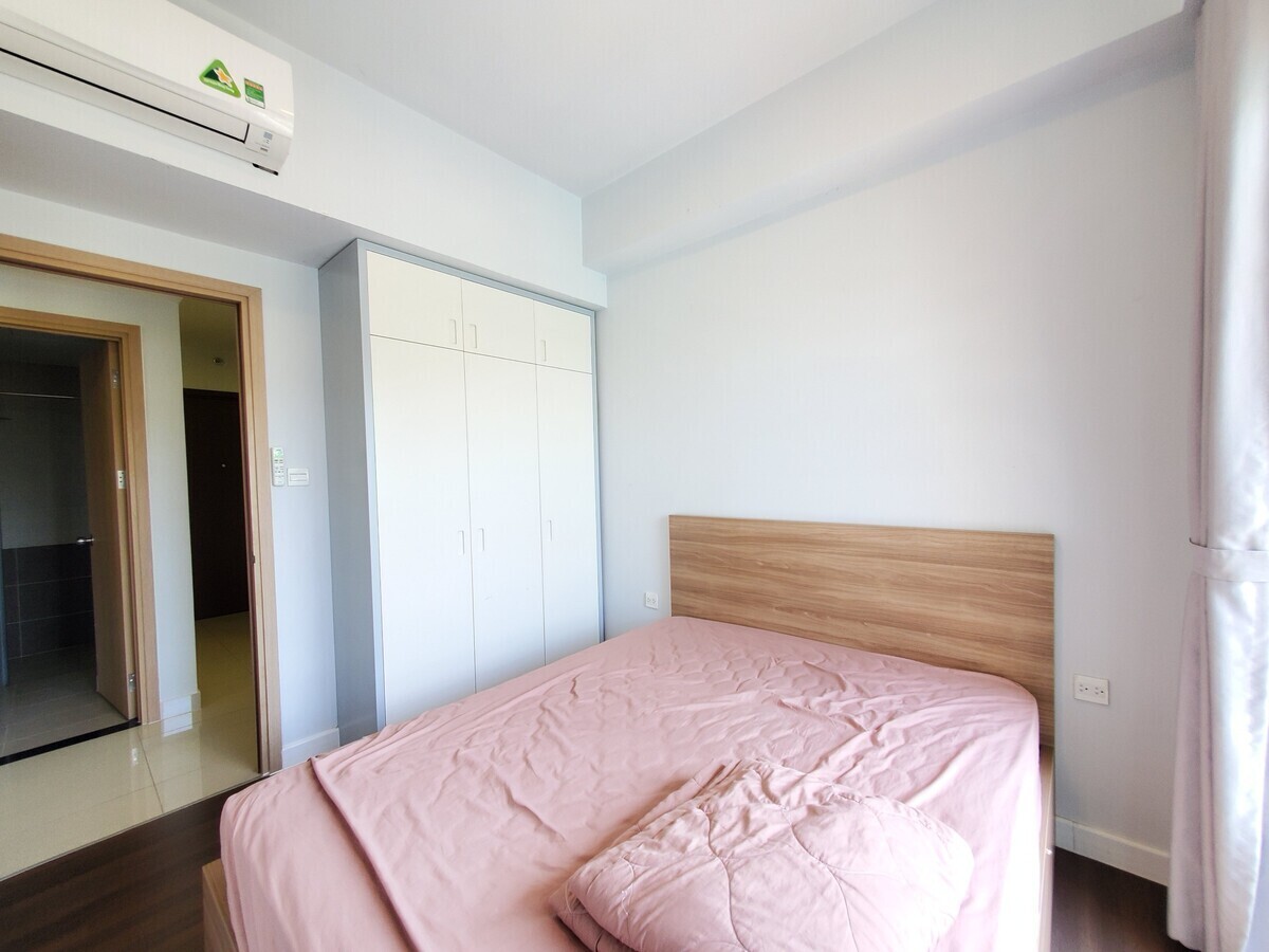 Cho thuê 2PN giá thuê hợp lý ban công rộng thoáng làm khu vườn xanh