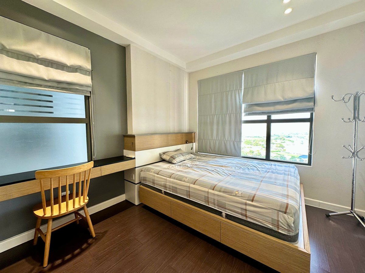 Cho thuê căn hộ 3PN Full nội thất 96m2 nhà đẹp The Sun Aveneue