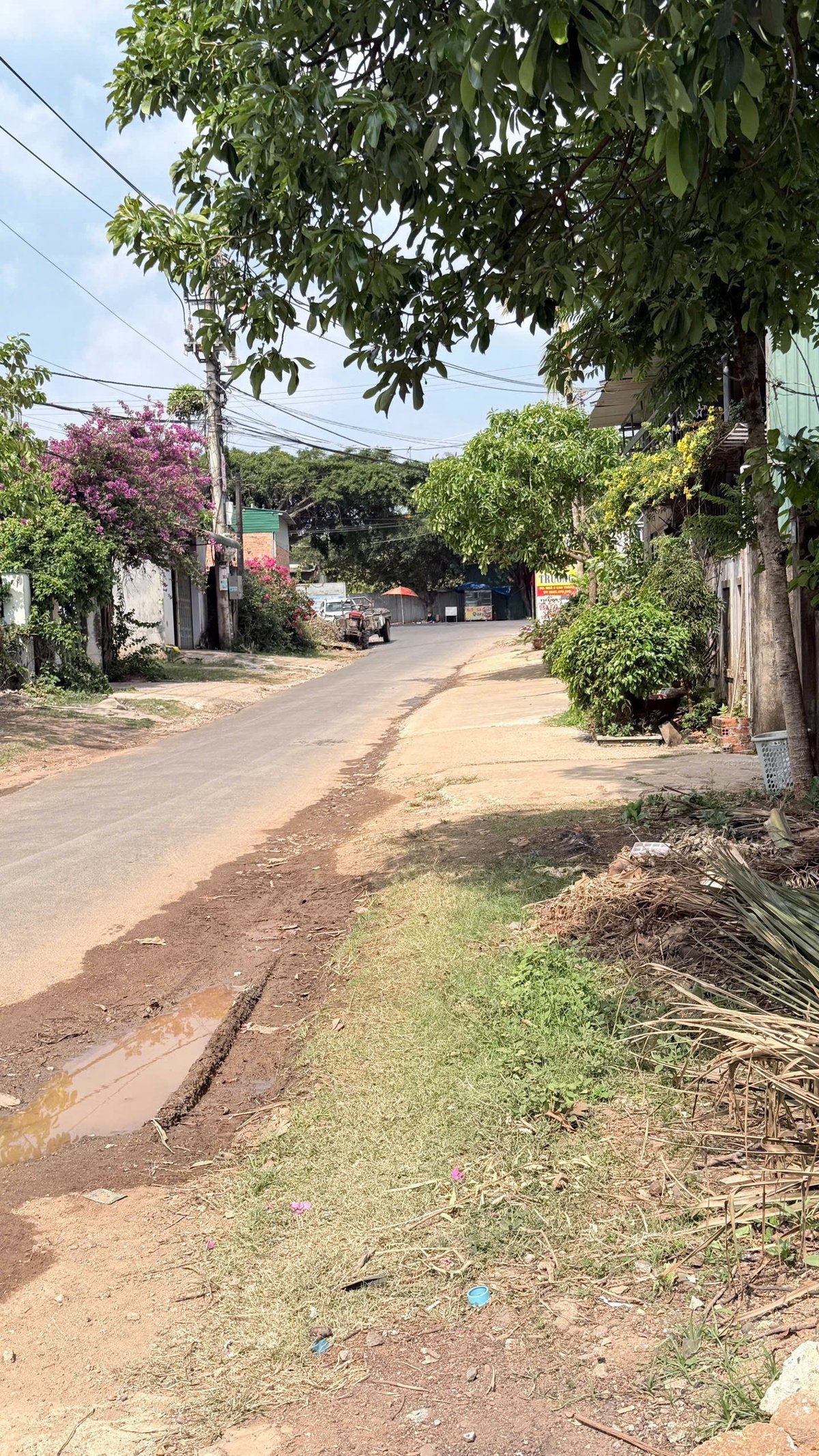 Bán Nhà 1 Trệt 1 Mê Mới Hiện Đại Đường Y Wang, Phường EaKao – Chỉ 2 Tỷ 890