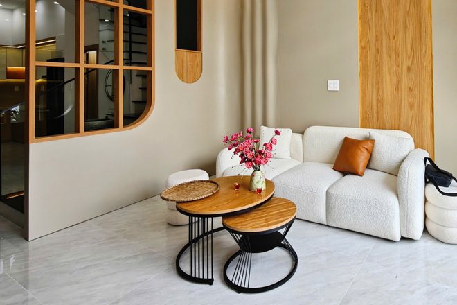 Bán Nhà Hẻm 327 Y Moan Buôn Ma Thuột – 1 Trệt 2 Lầu, Full Nội Thất Sang Trọng