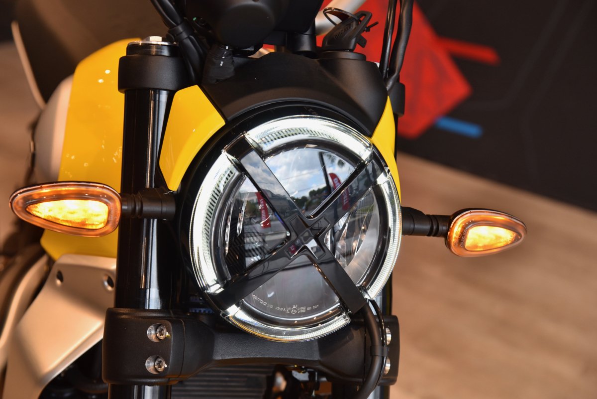 ducati scrambler thế hệ mới ra mắt khách việt