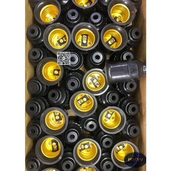 Đuôi xoáy treo trắng/đen