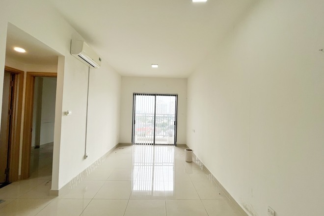 Bán căn officetel 2,5 tỷ nội thất cơ bản căn góc yên tĩnh 51m2 có 1 phòng riêng
