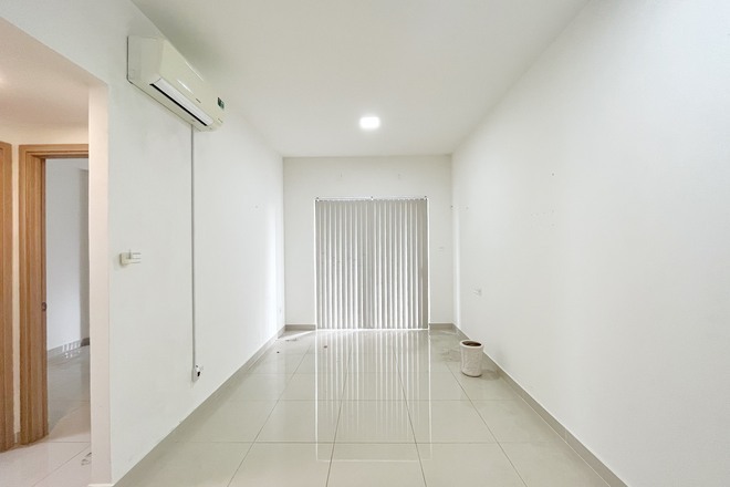Bán căn officetel 2,5 tỷ nội thất cơ bản căn góc yên tĩnh 51m2 có 1 phòng riêng