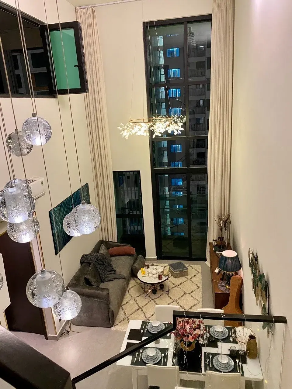 Chuyển nhượng căn hộ 2pn giá 8,5 tỷ thiết kế Duplex nhà đẹp Feliz En Vista