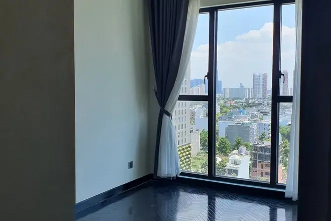 Bán căn hộ 3pn Feliz En Vista giá 8,5 tỷ tầng cao mát mẻ nhà cơ bản