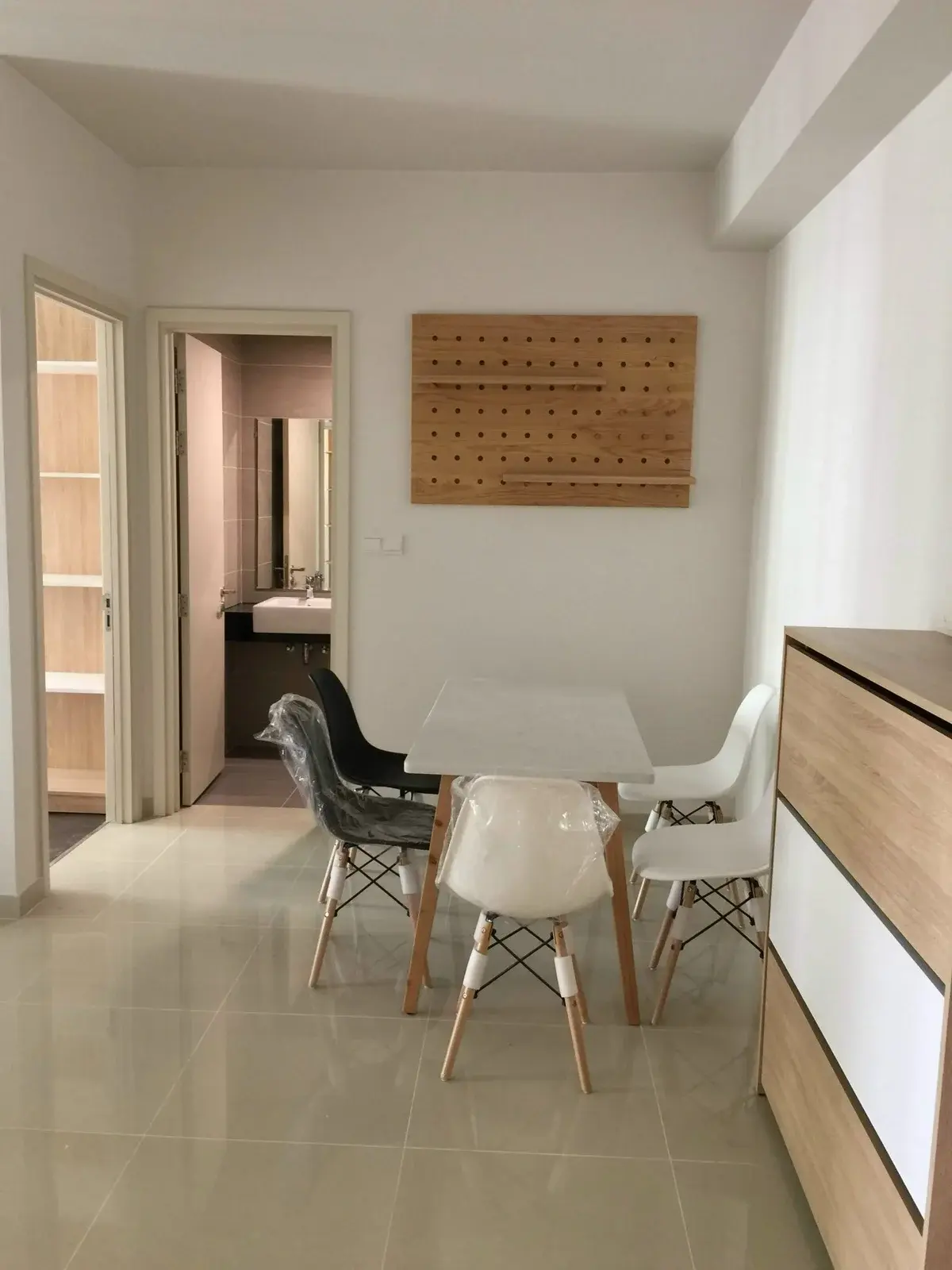 Cho thuê 2pn Vista Verde 19 triệu/tháng nội thất đầy đủ 86m2