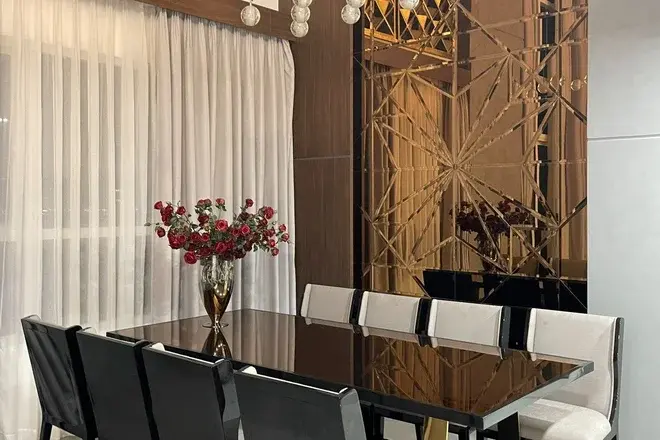 Bán căn hộ siêu đẹp giá 12 tỷ 155m2 cho 3 phòng ngủ có ban công rộng