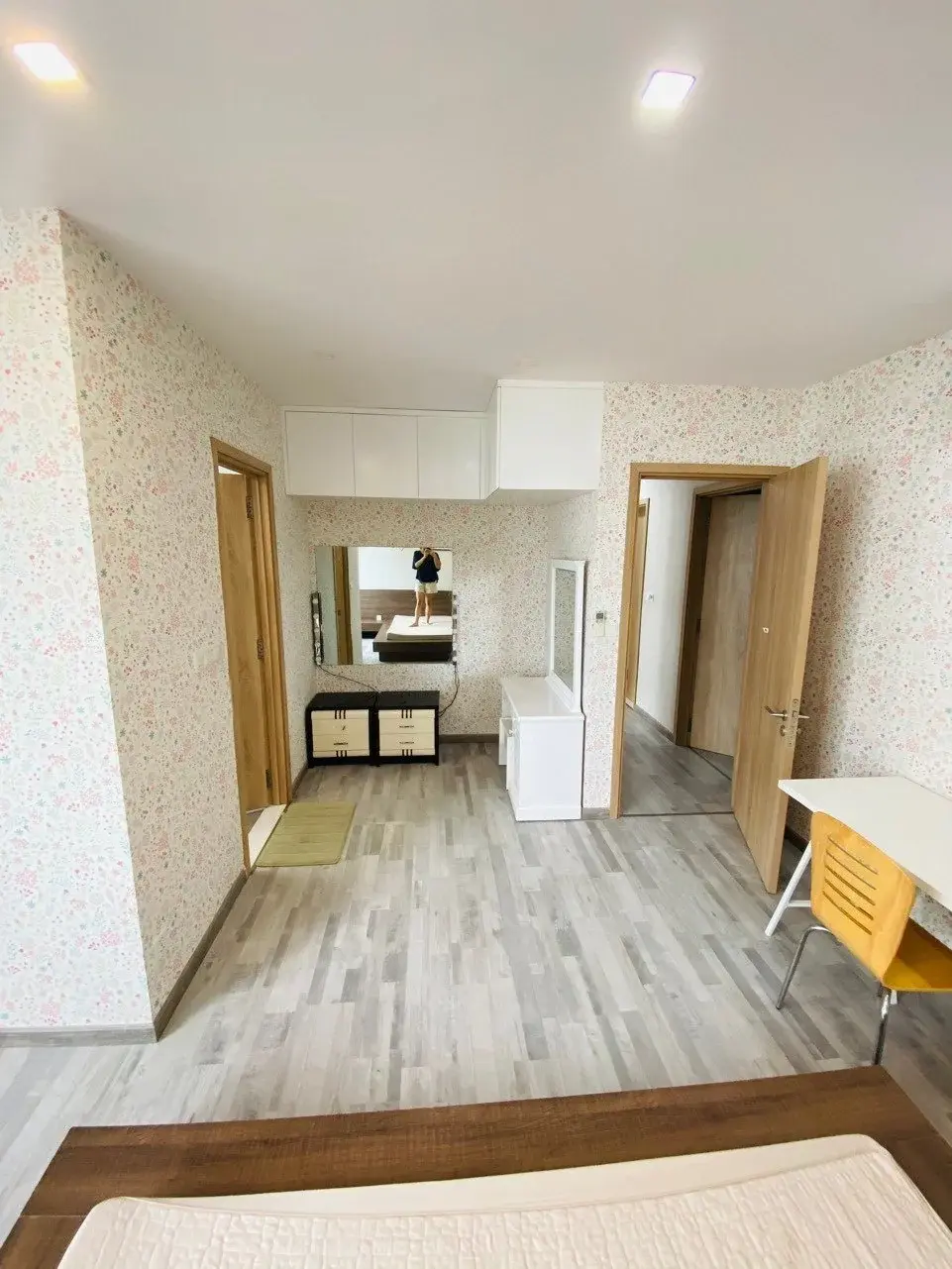 Bán căn hộ 3 phòng ngủ 9,5 tỷ nội thất đầy đủ chung cư Vista Verde