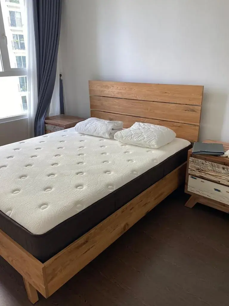 Suất SPA bán full nội thất giá 5,8 tỷ 90m2 tầng cao có ban công mát mẻ