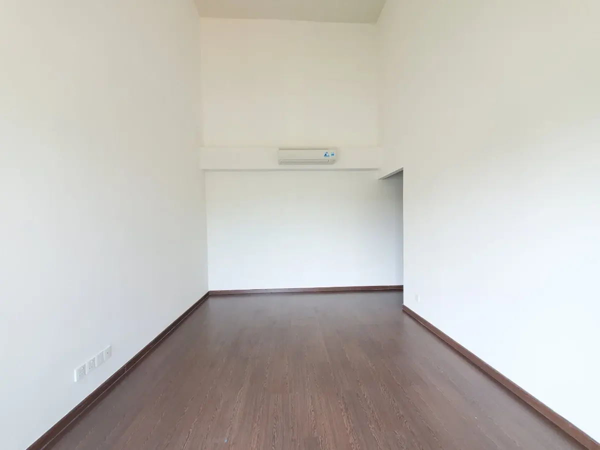 Thuê căn hộ 4pn nội thất cơ bản 38 triệu/tháng diện tích 203m2 Vista Verde