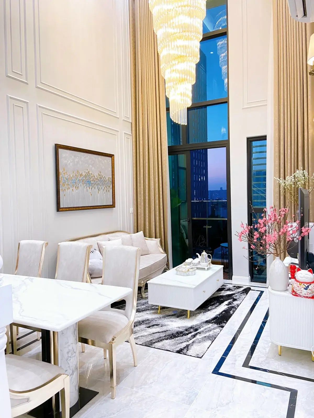 Bán nhà 2pn 103m2 thiết kế tone màu trắng sang trọng tại Feliz En Vista Quận 2