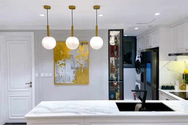 Bán nhà 2pn 103m2 thiết kế tone màu trắng sang trọng tại Feliz En Vista Quận 2