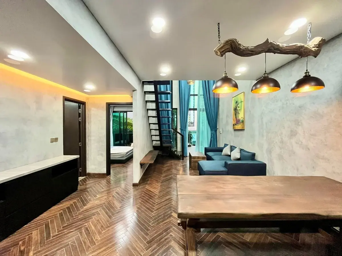 2PN 136m2 cho thuê 46 triệu/tháng có sân vườn rộng nhà đẹp