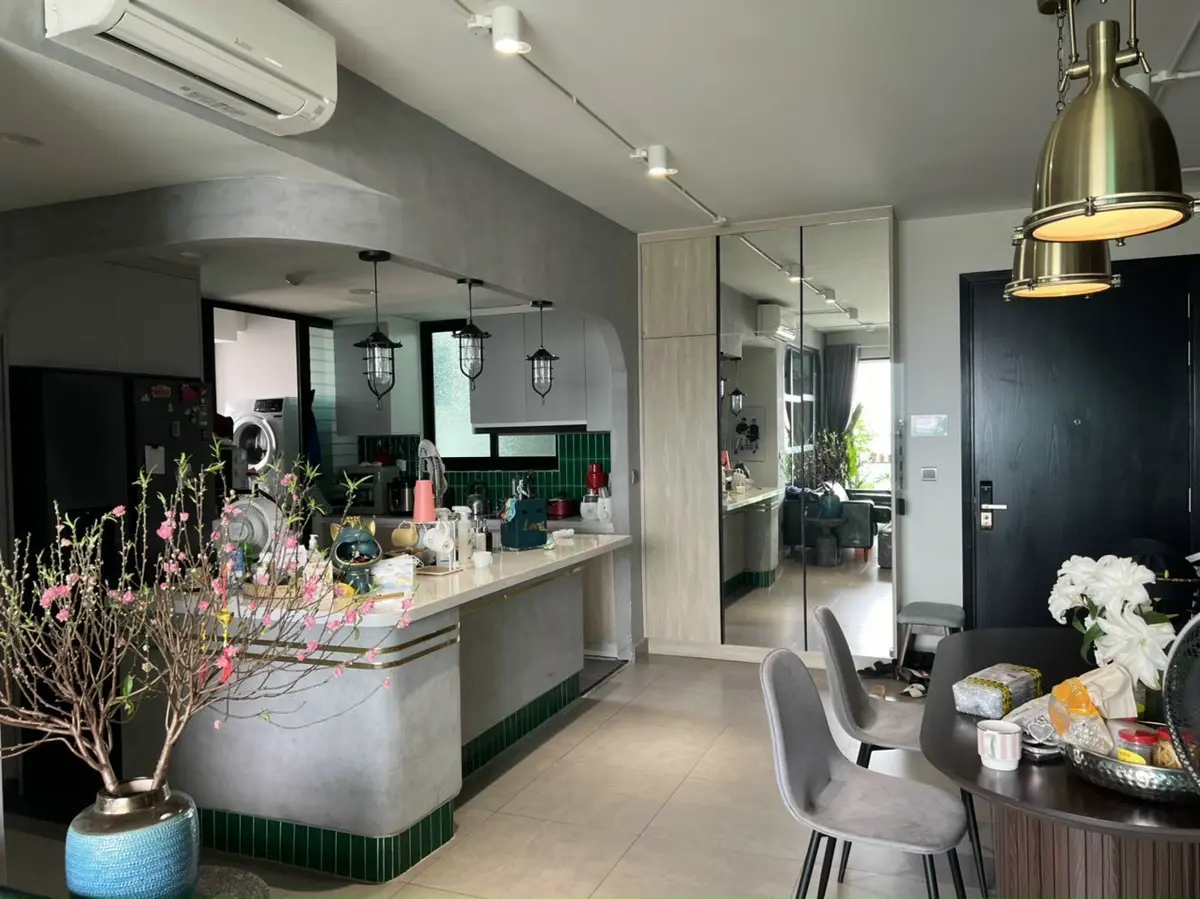 Bán 3Pn nội thất cao cấp giá 9,5 tỷ nhà đẹp view landmark 81 ban công mát