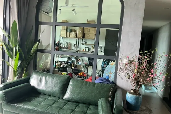 Bán 3Pn nội thất cao cấp giá 9,5 tỷ nhà đẹp view landmark 81 ban công mát