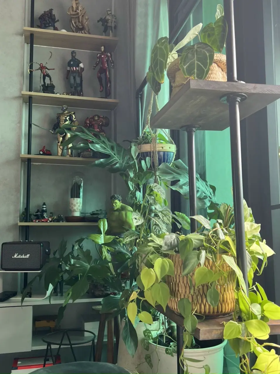 Bán 3Pn nội thất cao cấp giá 9,5 tỷ nhà đẹp view landmark 81 ban công mát