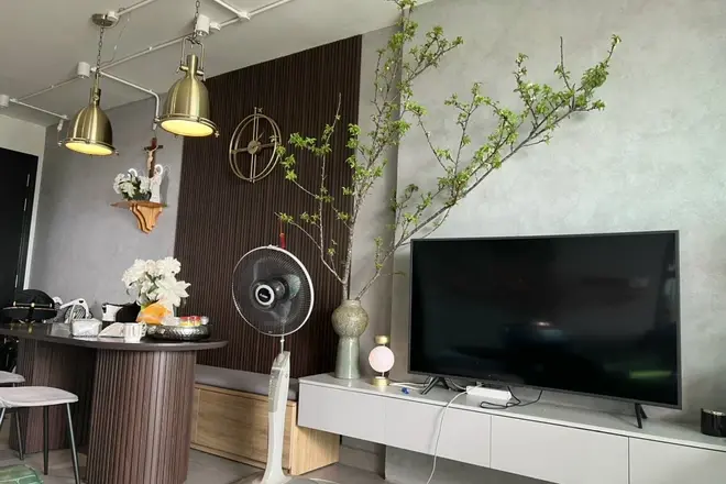 Bán 3Pn nội thất cao cấp giá 9,5 tỷ nhà đẹp view landmark 81 ban công mát