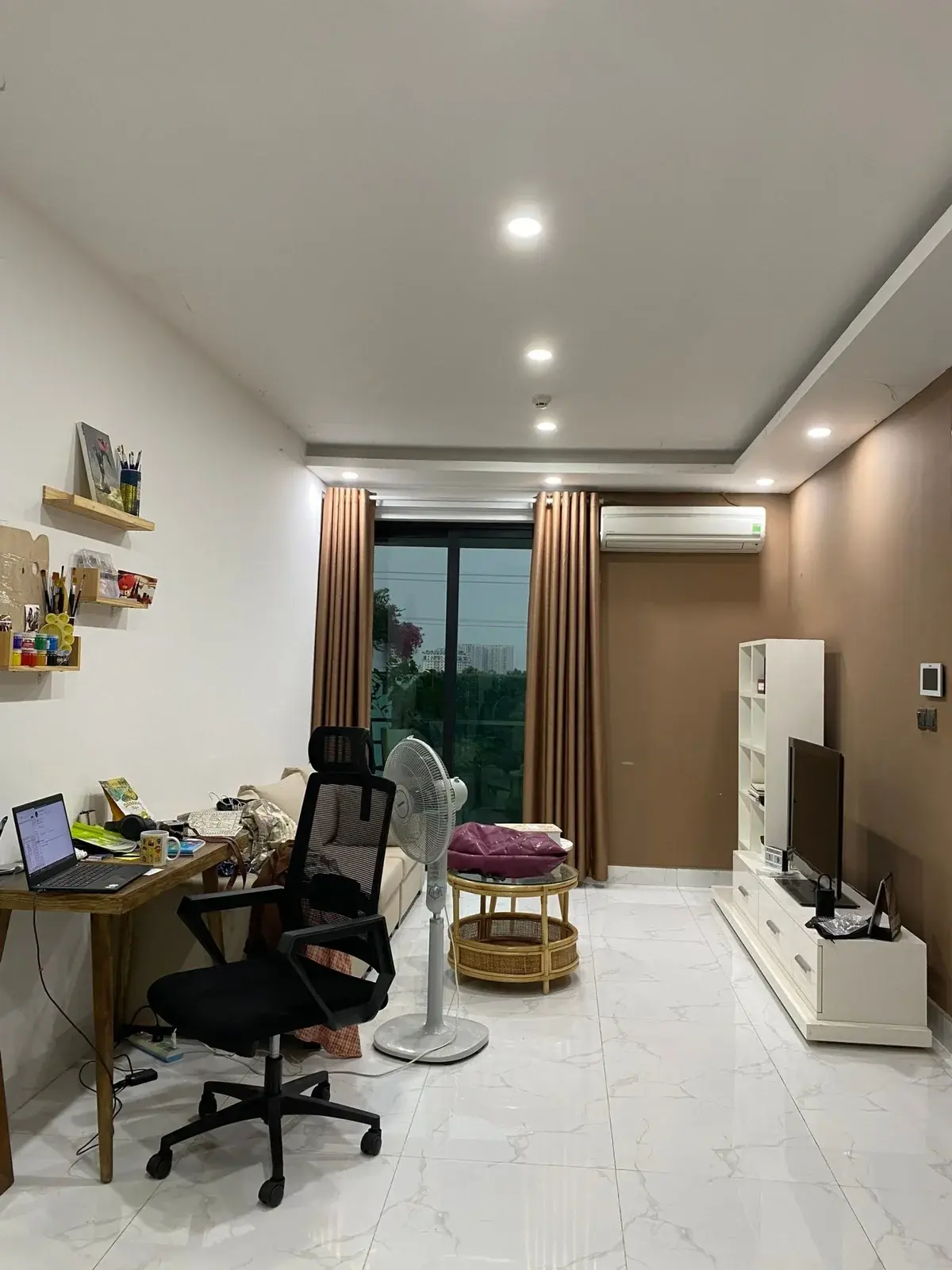 Bán căn 1pn nội thất full thiết kế mở ban công cửa sổ mát 4,2 tỷ 58m2