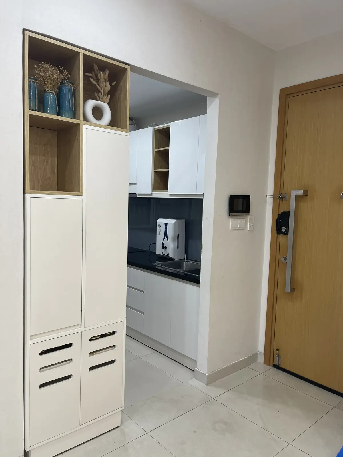 Bán căn hộ 1pn Vista Verde Giá 3,8 tỷ nội thất đầy đủ tháp trung tâm