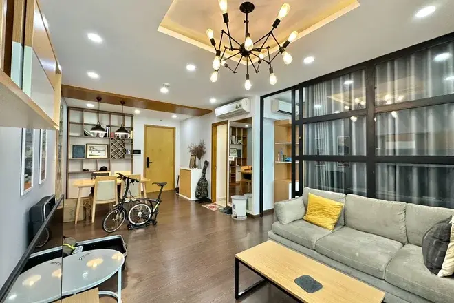Thuê căn hộ Quận 2 Vista Verde 1pn giá 15 triệu nội thất rất đẹp sàn gỗ full